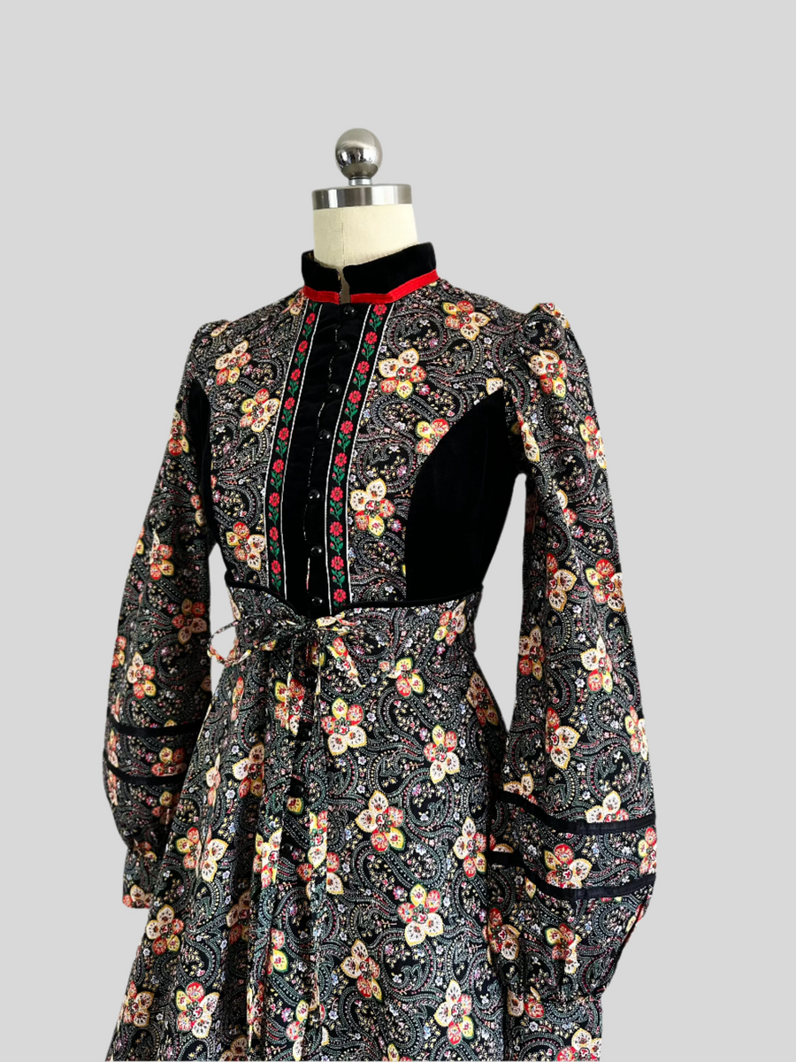 70s Velvet Lace Gunne Sax Dress