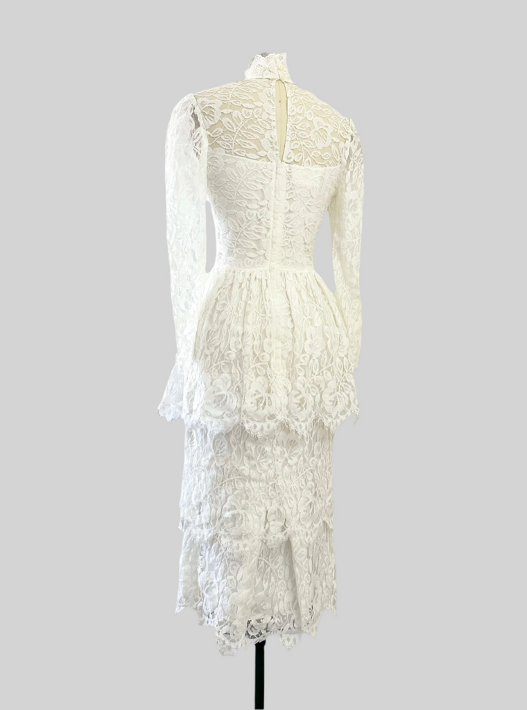 1980s Jessica McClintock Bridal Dress in White Lace Dearly Vintage 1980s Jessica McClintock Bridal Dress in White Lace Dearly Vintage