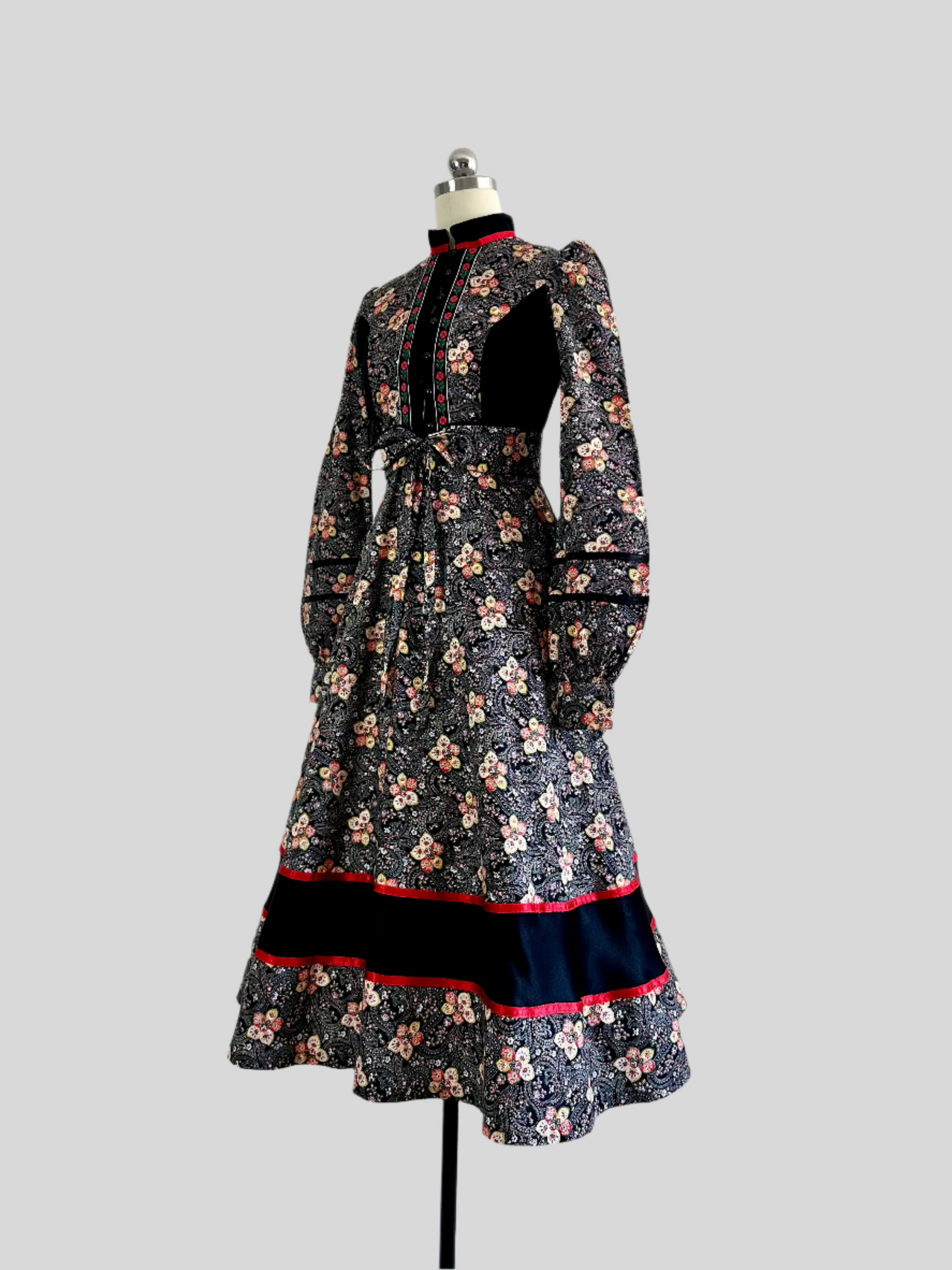 1970s Gunne Sax Dress with Belt