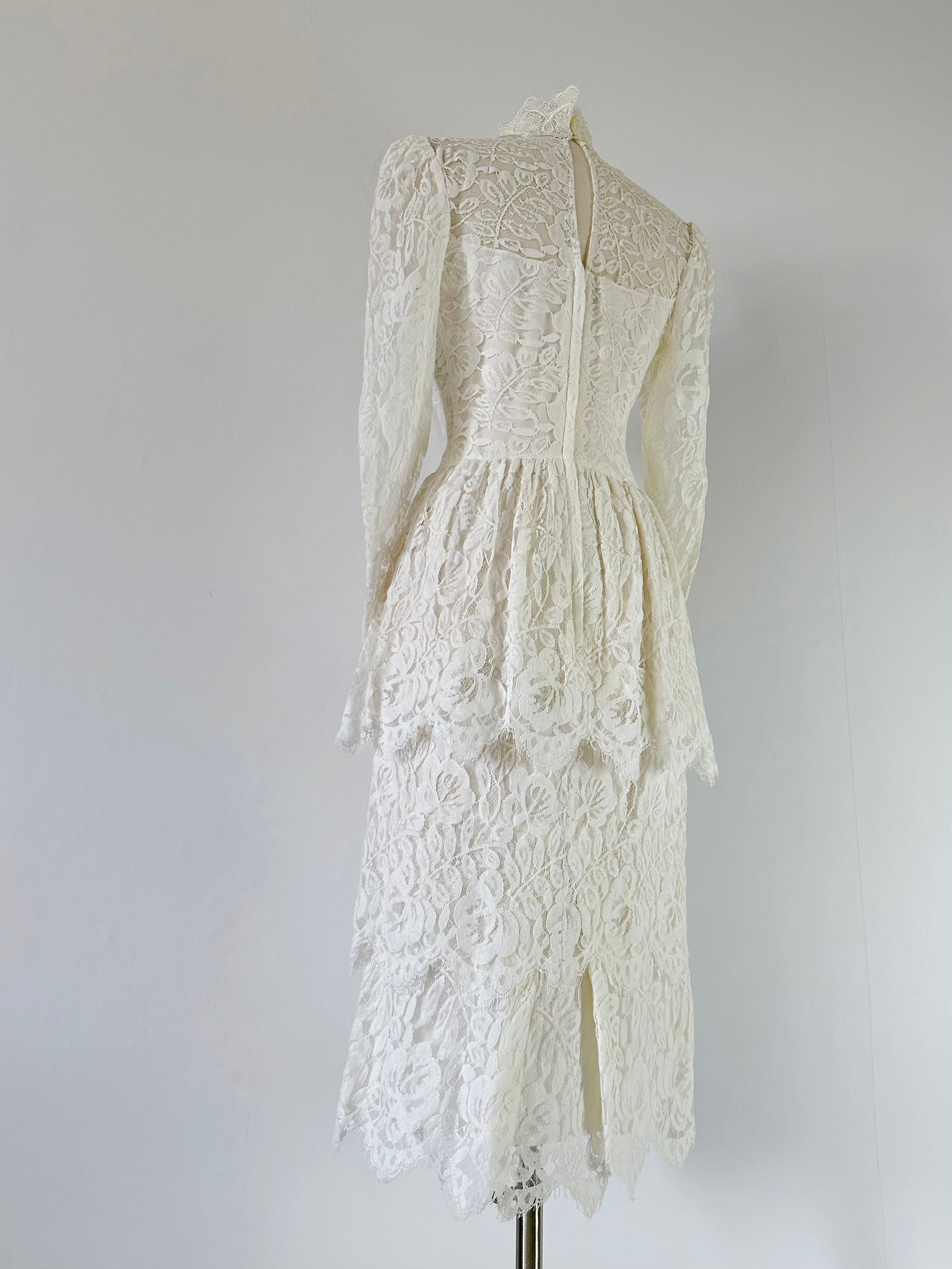 1980s Jessica McClintock Bridal Lace Victorian High Collar Midi Dress – Dearly Vintage
