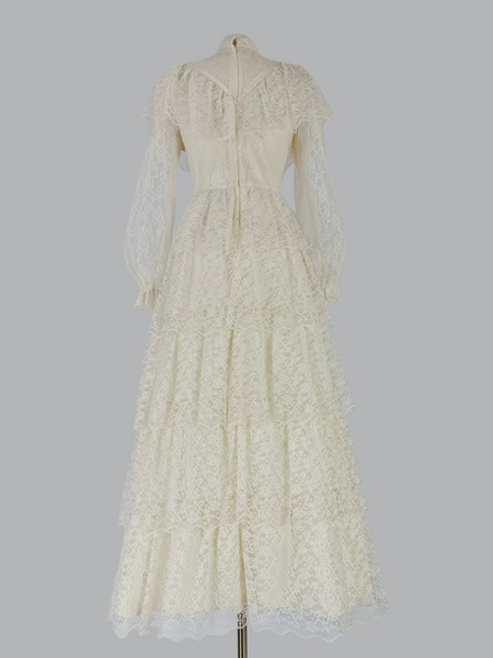vintage 1970s Cream Lace tiered wedding dress