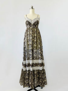 JONATHAN LOGAN Vintage lace-trimmed floral maxi dress, c. 1970