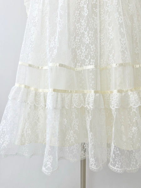 GUNNE SAX Vintage 1970s Ruffled Lace Dress