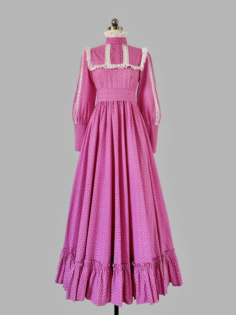vintage laura ashley dresses Early 1970s Laura Ashley — Made in Carno, Wales – Dearly Vintage