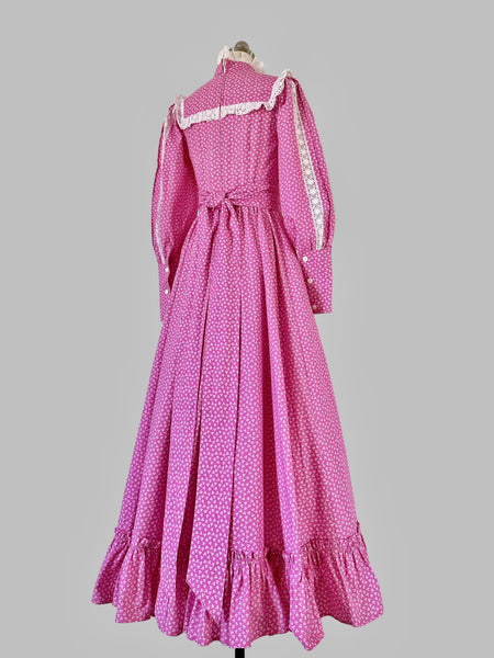 Early 1970s Laura Ashley — Made in Carno, Wales