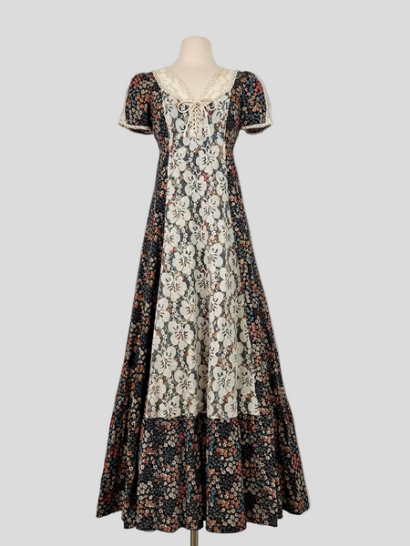 1970s Vintage Prairie Floral Maxi Dress