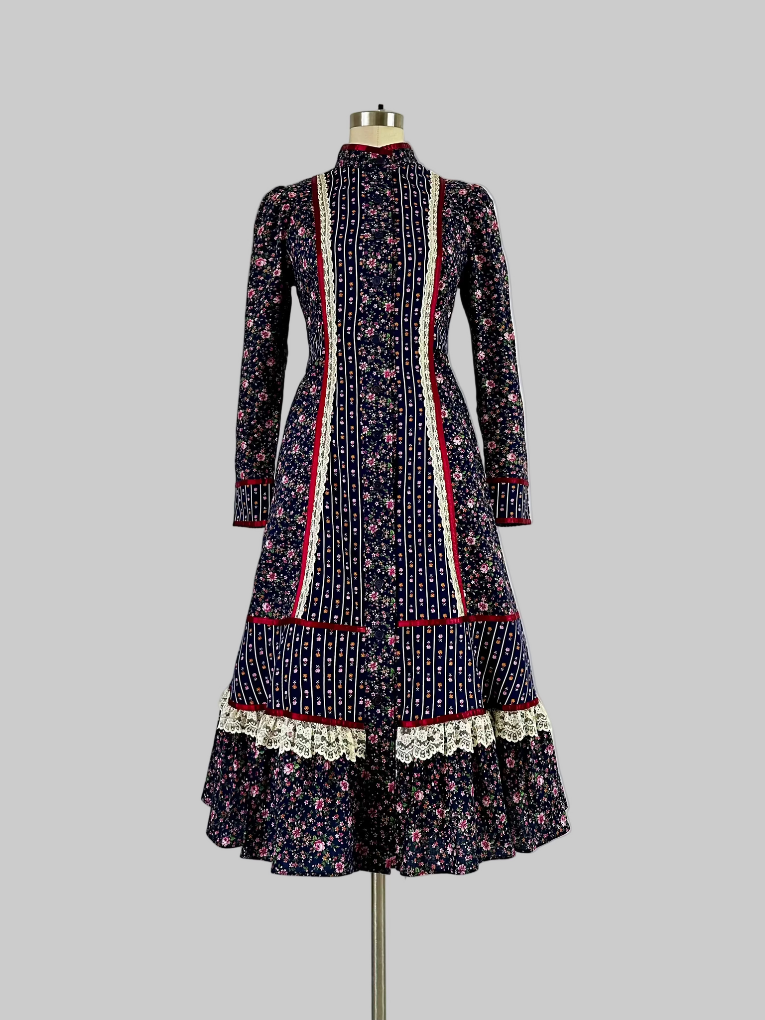 1970s Gunne Sax Blue Floral Cotton Midi Dress – Dearly Vintage