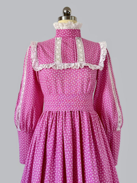 Early 1970s Laura Ashley — Made in Carno, Wales