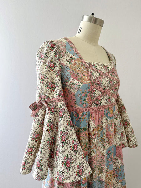 1970s VICKY VAUGHN Vintage Patchwork Floral Print Maxi Dress