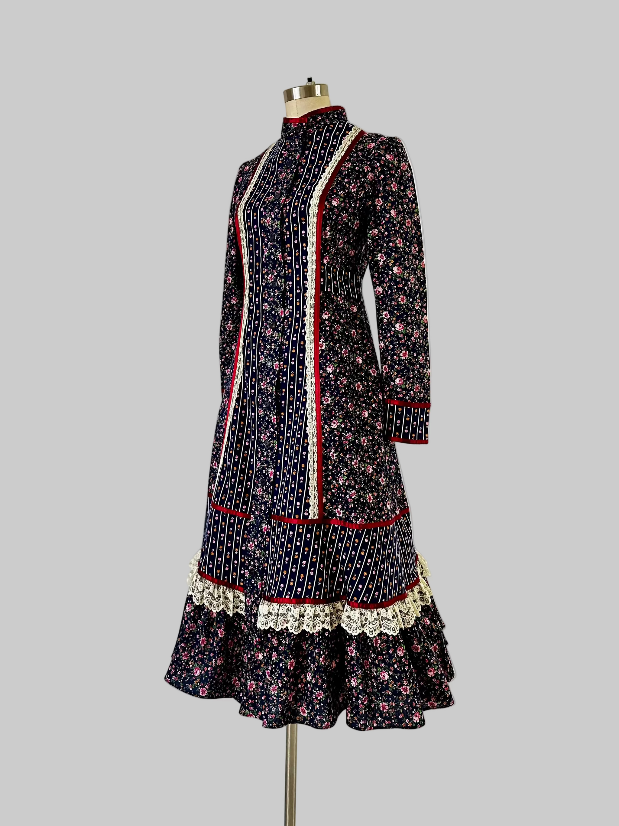 1970s Gunne Sax Blue Floral Cotton Midi Dress – Dearly Vintage
