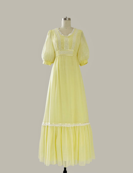 1970s Lace & Ribbon Trim Dress