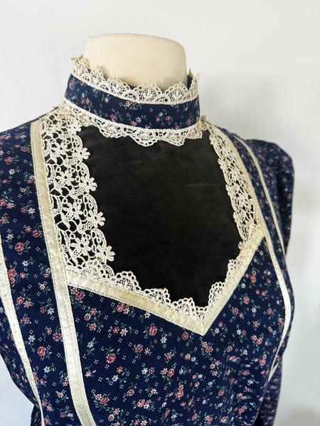 1970s Gunne Sax Blue Calico Prairie Dress