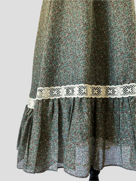 1970s Forest Sage & Lace Sundress