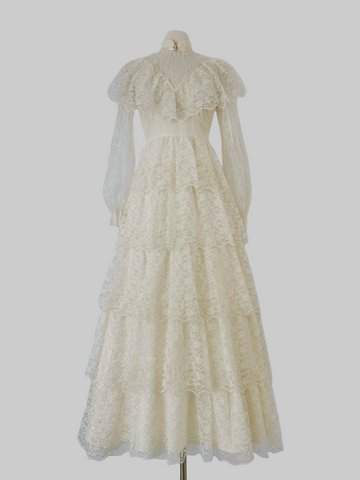 Vintage 1970s white cream lace tiered wedding dress