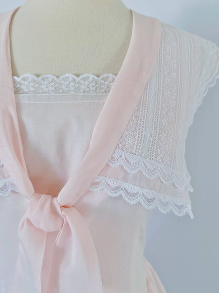 80s Gunne Sax Vintage Light pink lace-trimmed collar dress