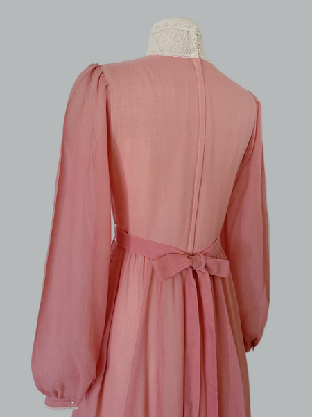 Rare 1970s Gunne Sax dusty rose pink lace dress with Victorian neckline and ruffled hem