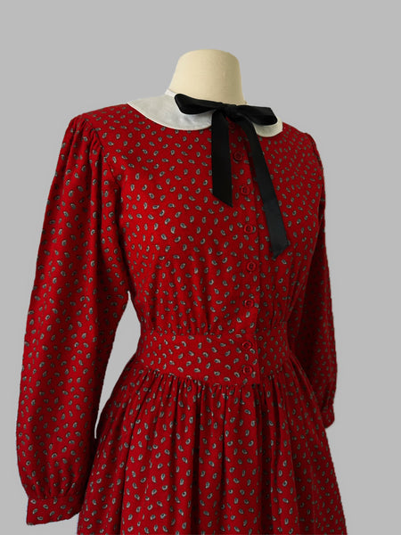 1981 Petite Lanz Red Paisley Cotton Midi Dress