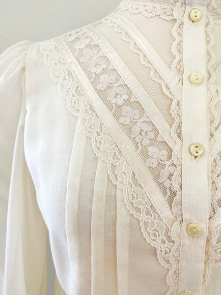1970s Jessica's Gunnies Vintage Cream Lace Trimmed Blouse