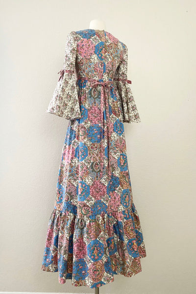 VICKY VAUGHN Vintage 1970s Patchwork Floral Cotton Maxi Dress