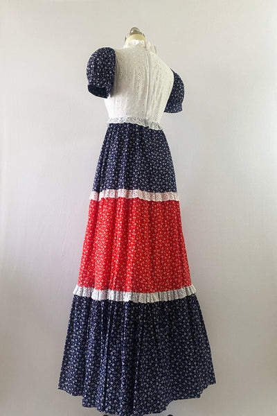 VICKY VAUGHN Vintage 1970s Red White & Blue Eyelet Floral Seersucker Maxi Dress