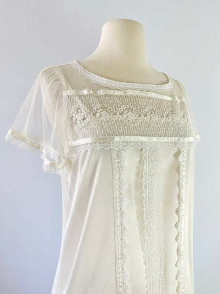 1970s GUNNE SAX Vintage Embroidered Tulle Midi Dress