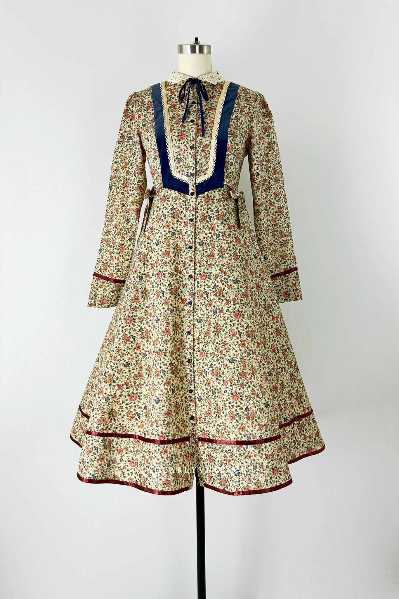 Gunne Sax 1970s Vintage Floral Dress