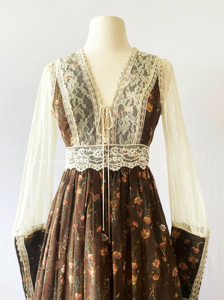 GUNNE SAX Vintage 1970s Brown Floral Lace Trimmed Dress