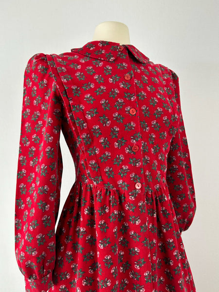 1980s Laura Ashley Vintage Prairie Midi Dress in Roses