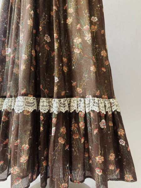 GUNNE SAX Vintage 1970s Brown Floral Lace Trimmed Dress