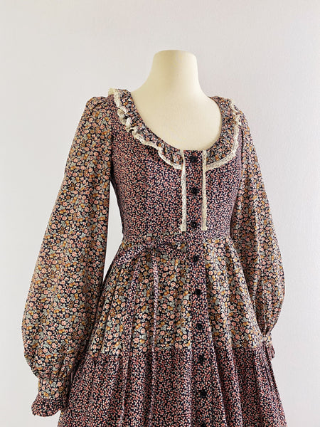 GUNNE SAX 1970s Berry Floral Print Tiered Dress