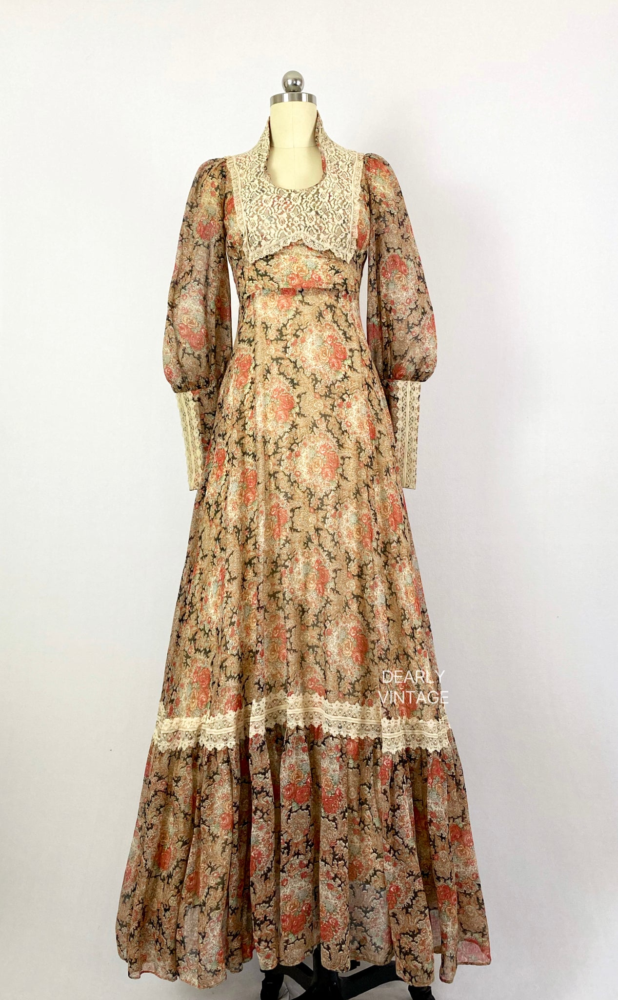GUNNE SAX Vintage | 1960s/1970s 'Black Label' Floral Maxi Dress