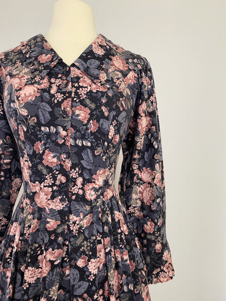 1980s LAURA ASHLEY Mid-Length Floral Dress