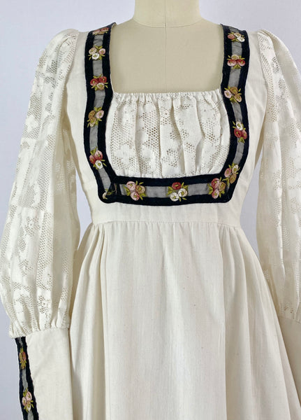 GUNNE SAX | 1970s Cream Embroidered Lace-Trimmed Maxi Dress