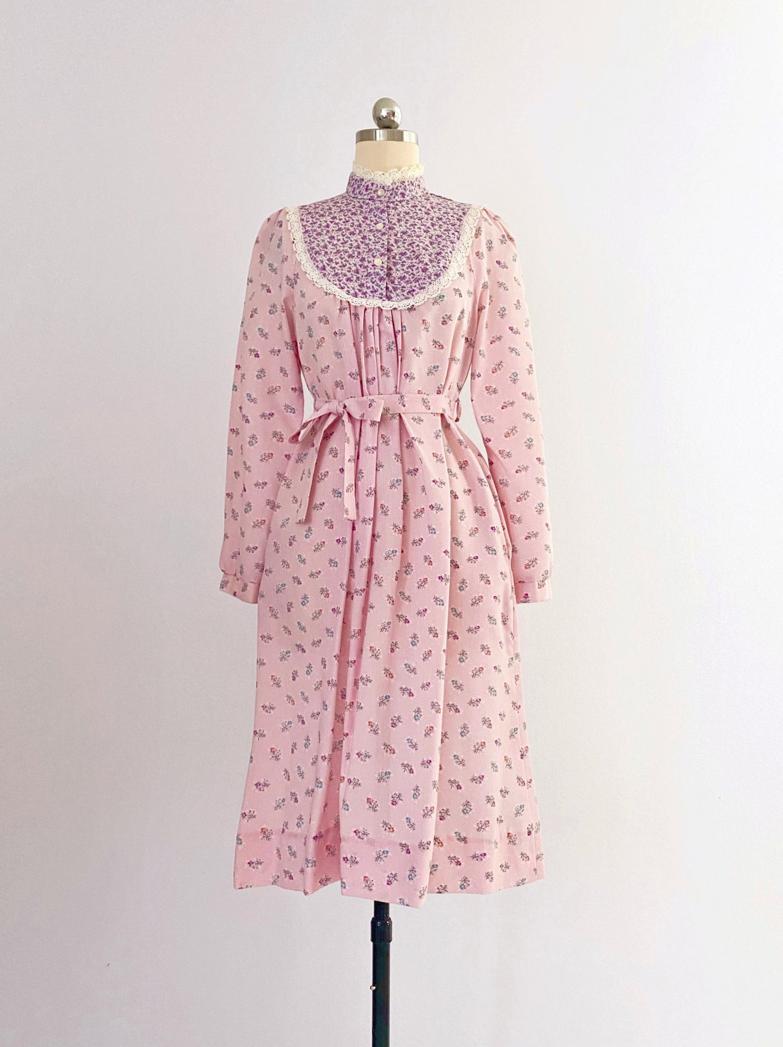 1970s Pink Floral-print Belted Dress