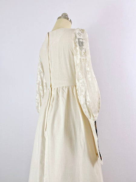 GUNNE SAX | 1970s Cream Embroidered Lace-Trimmed Maxi Dress